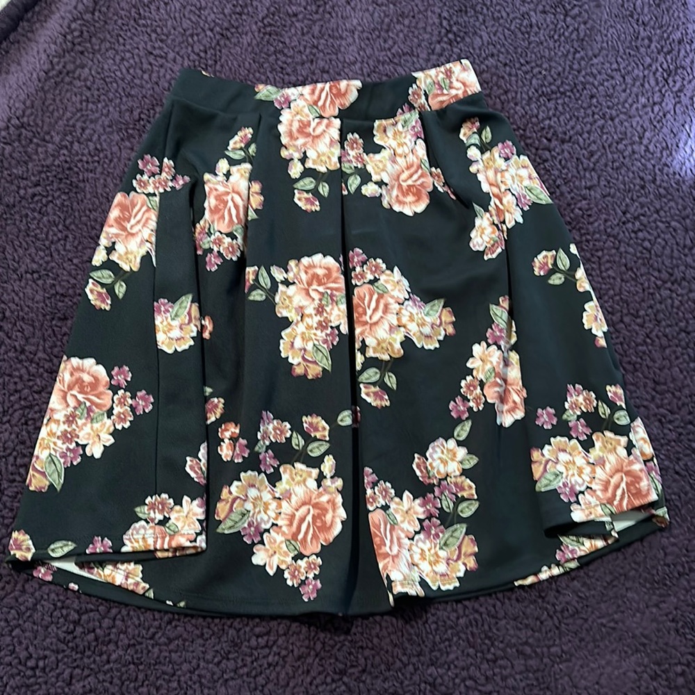 Floral Skirt!